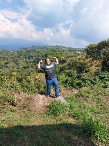 Customer photo review of Playera Deportiva Hombre Superhéroes Batman - TFIT mod. 106