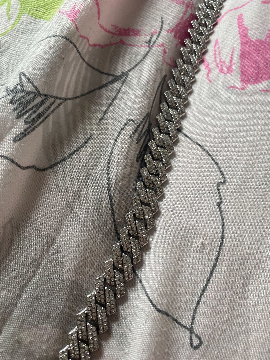 Customer photo review of 8-12mm Iced Prong Cuban Chain