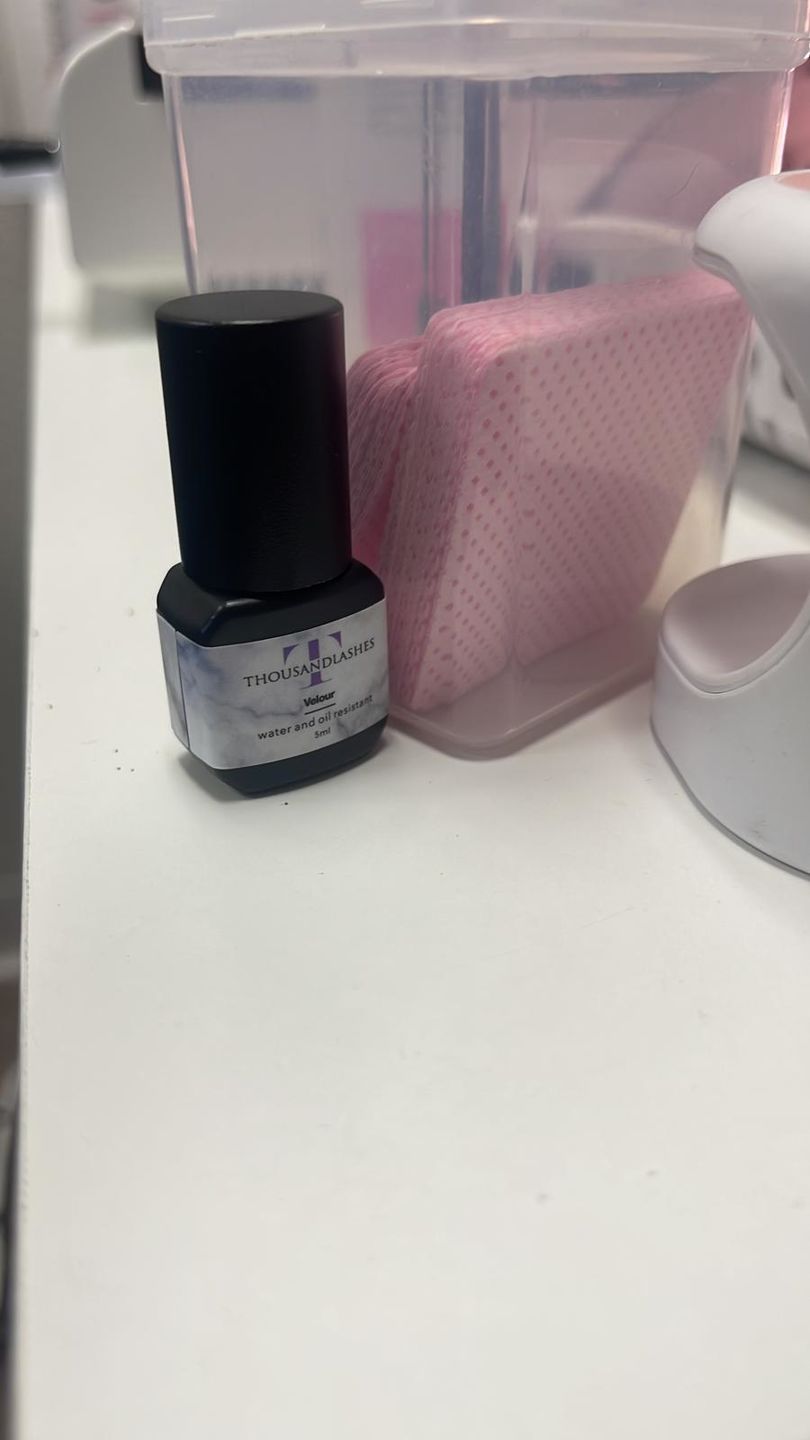 Customer photo review of VELOUR LASH ADHESIVE