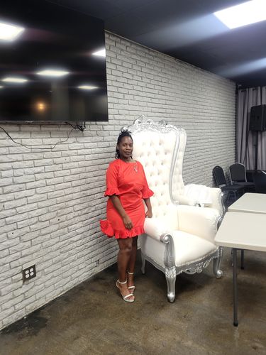 Customer photo review of Elegant Solid Color Pleated Irregular Dress