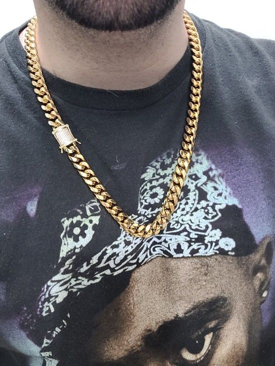 Customer photo review of 6-18mm Miami Cuban Necklace