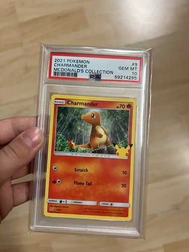 Customer photo review of Clutch Pokémon Club