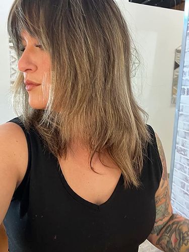 Customer photo review of Moresoo Sew In Virgin Bundles Weft Hair Human Balayage Hair Extensions(#BM)