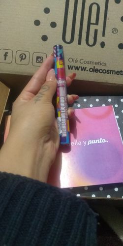 Customer photo review of Delineador de Ojos Lila Nude