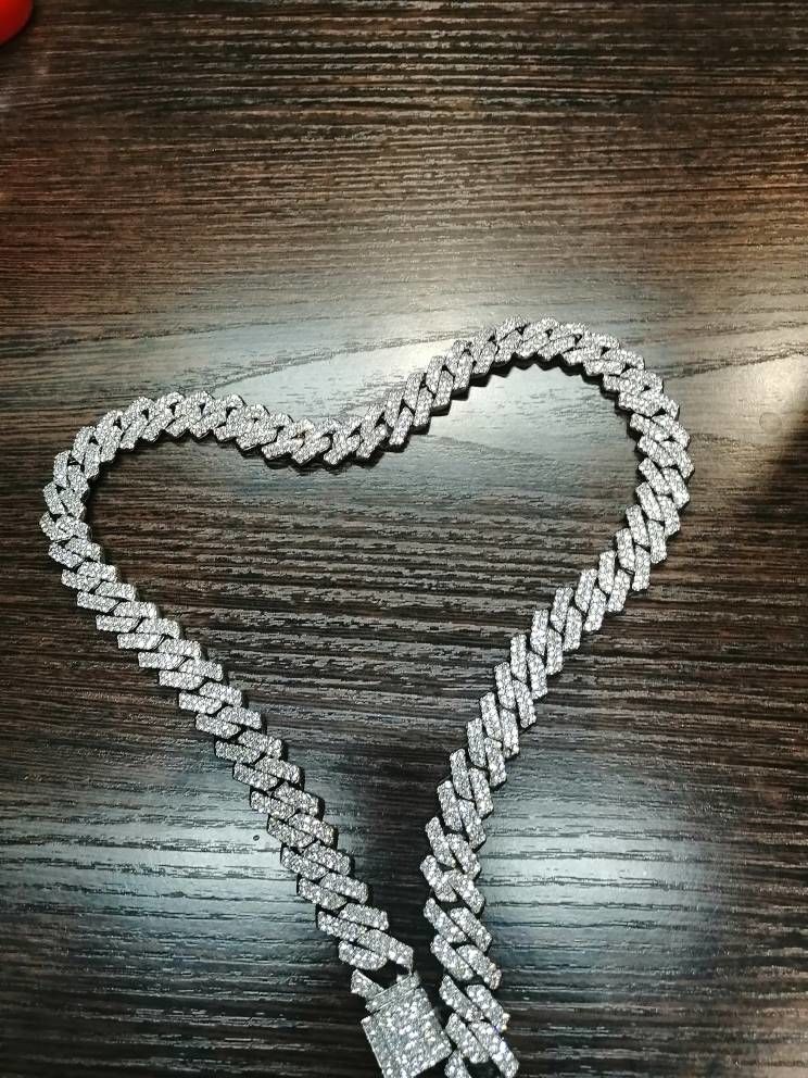 Customer photo review of 8-12mm Iced Prong Cuban Chain