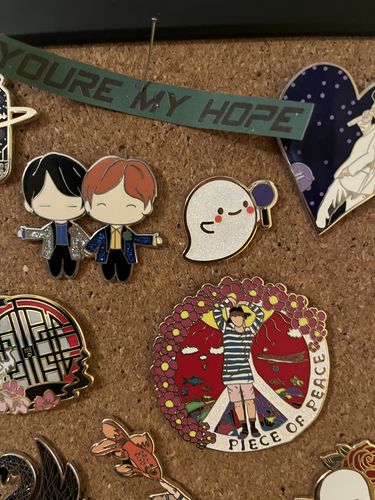 Customer photo review of [PREORDER] Ghost ARMY Pin