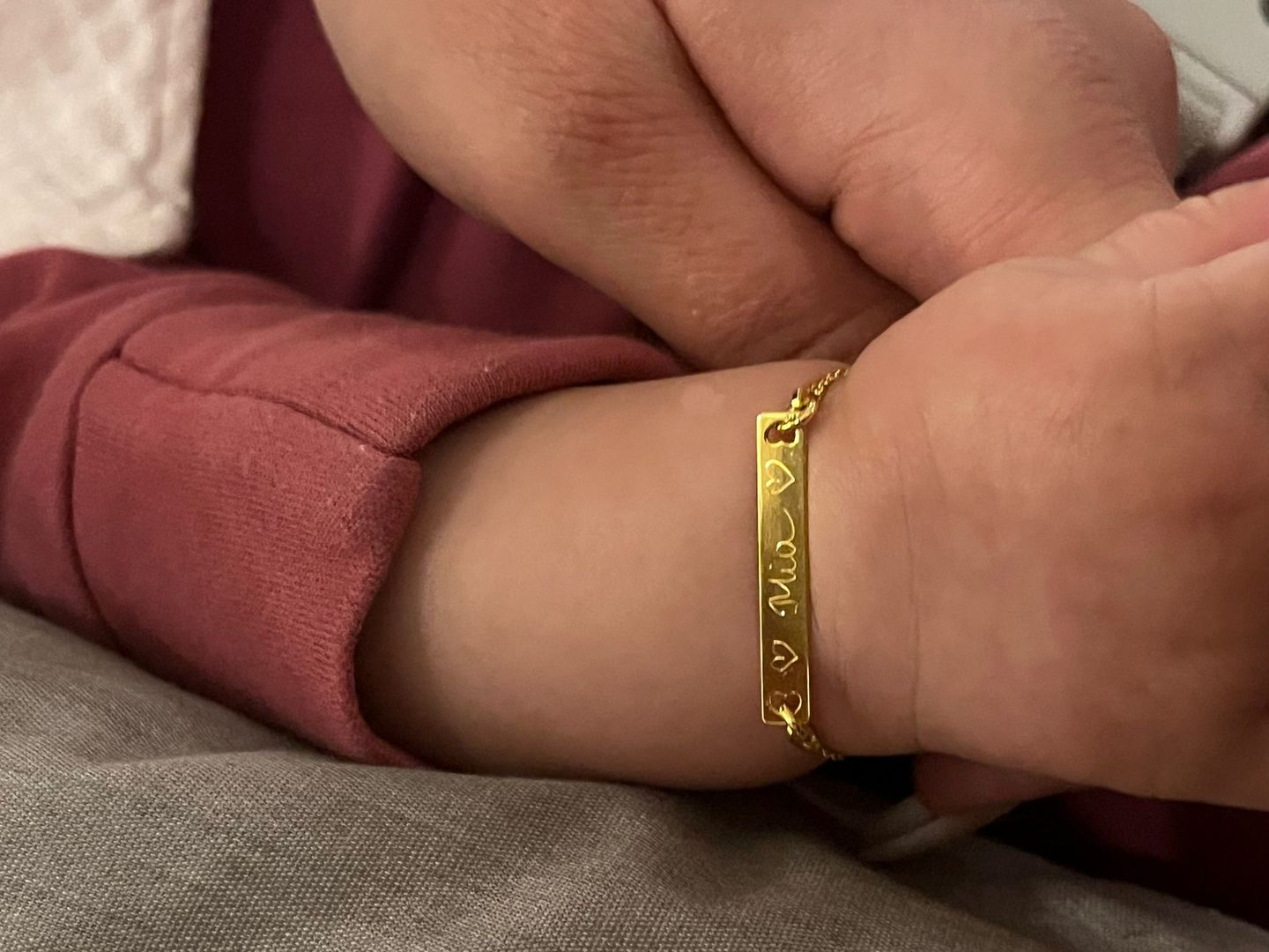 Customer photo review of Armband mit Gravur länglich
