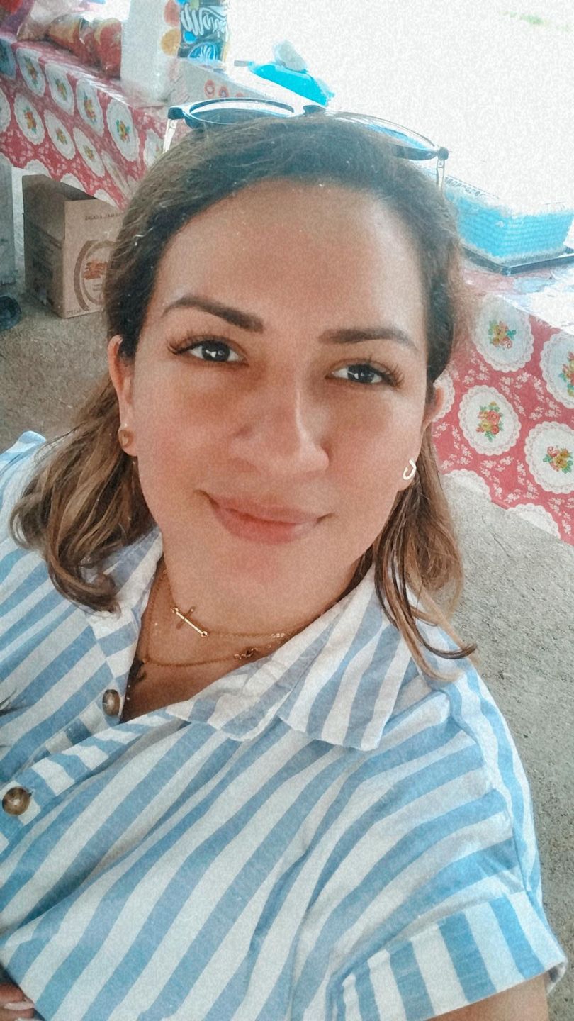 Customer photo review of Aretes Corazón