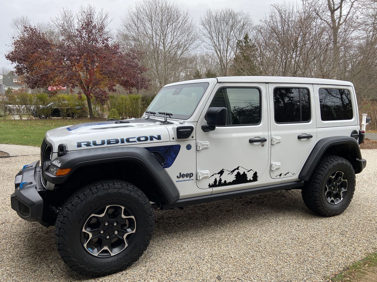 Customer photo review of Topographical Map Fender Vent Premium Wrap Decal for Wrangler and Gladiator