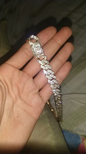 Customer photo review of 8-12mm Iced Prong Cuban Chain