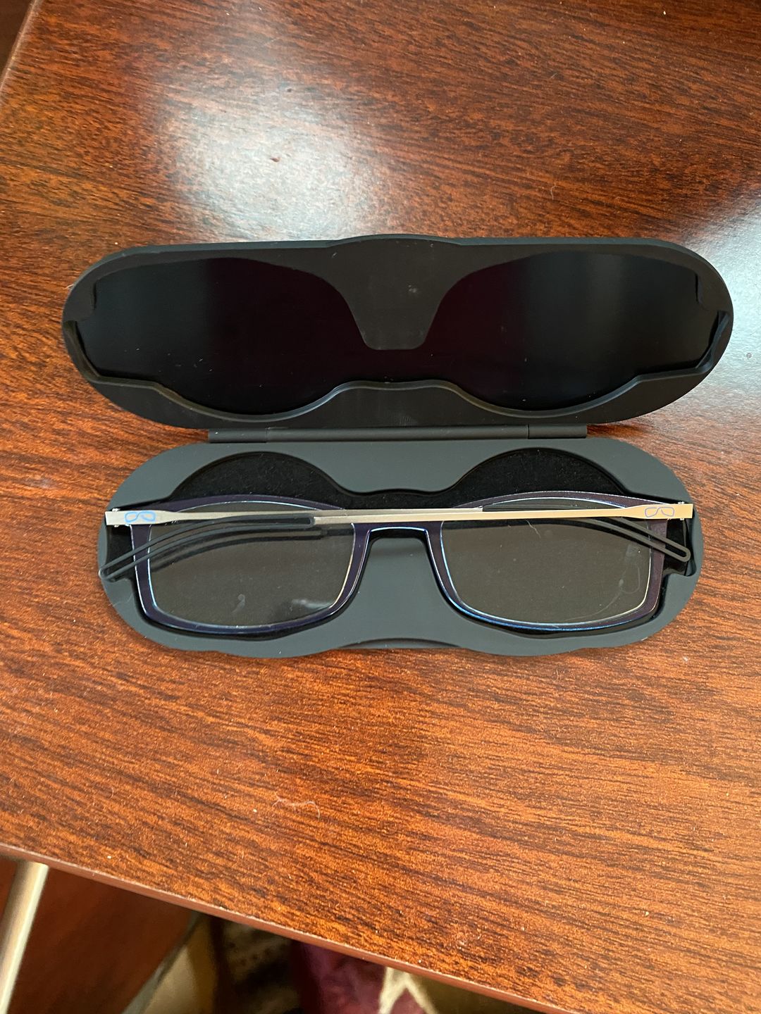 Customer photo review of Milano Case