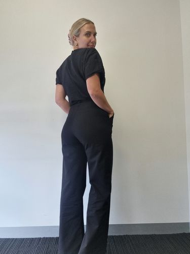 Customer photo review of Impact Wide Leg Pants - Black