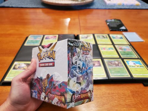 Customer photo review of Pokémon Sword & Shield Lost Origin Booster Box