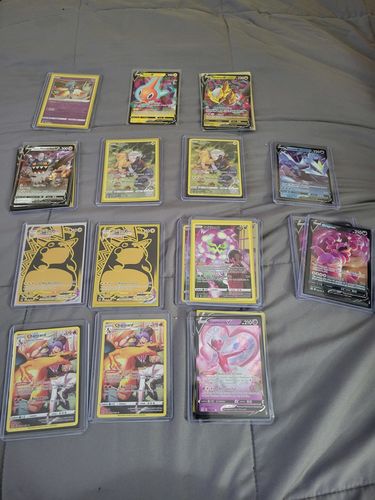 Customer photo review of Clutch Pokémon Club