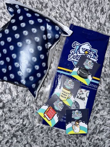 Customer photo review of THE GOLFATHER - MAGNETIC GOLF TOWEL