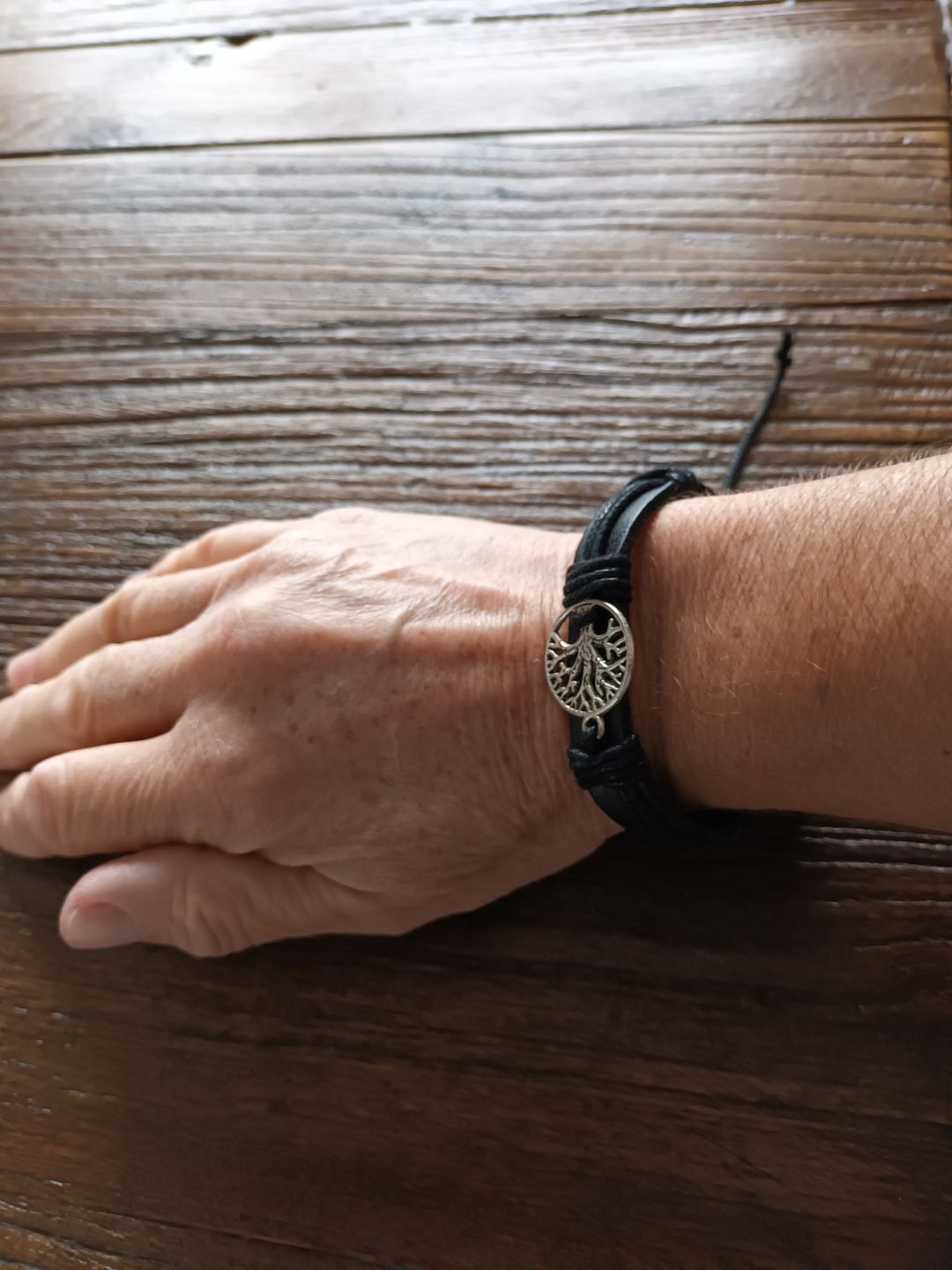 Customer photo review of BRACELET ARBRE DE VIE NORDIQUE