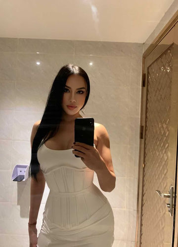 Customer photo review of CAPE FORM