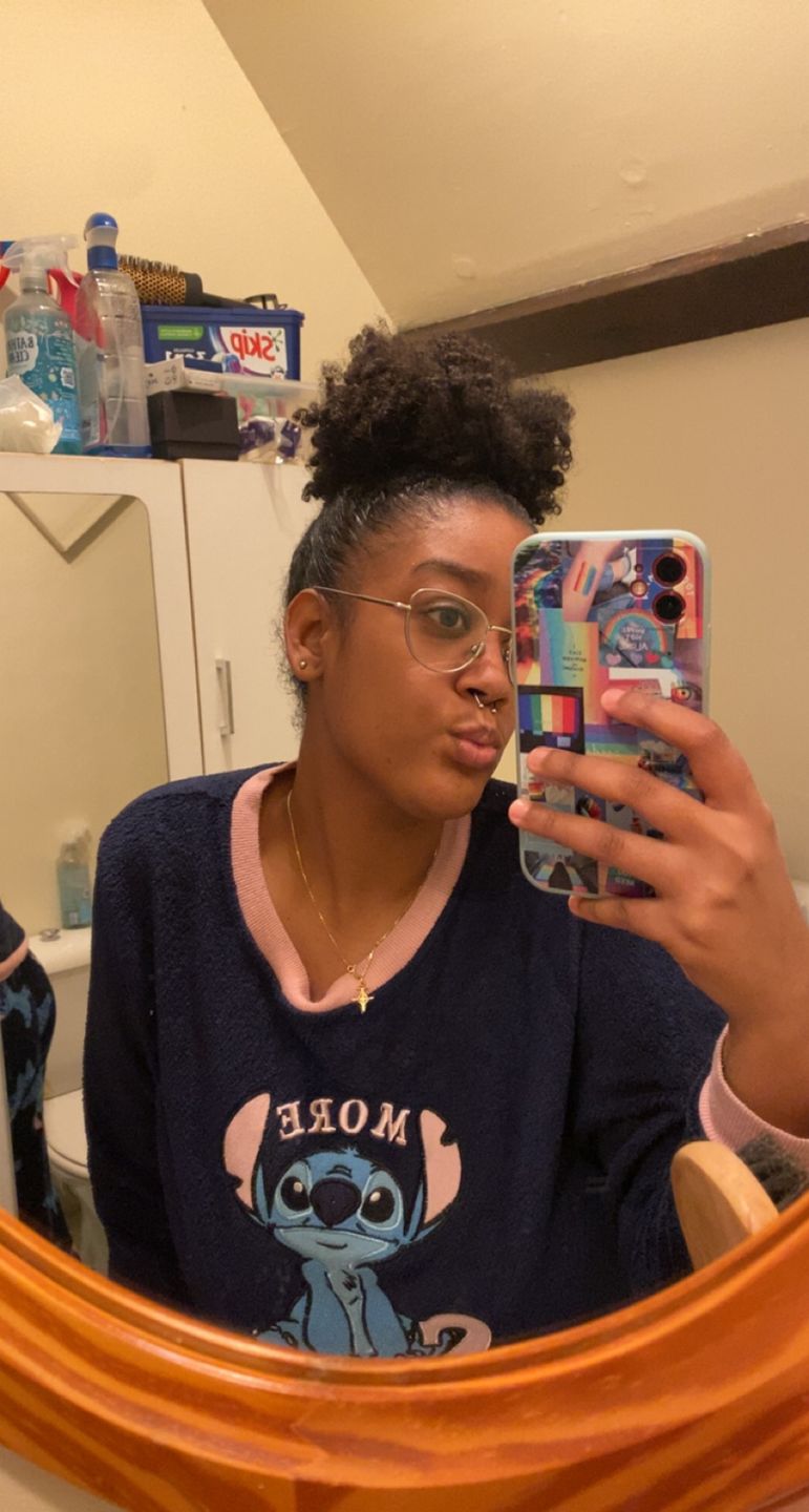 Customer photo review of Faux piercing au nez : Xena