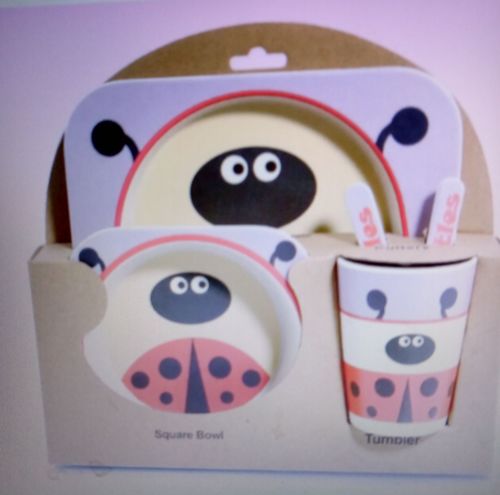 Customer photo review of BAMBOX™ - Set Vaisselle en Bambou pour bébé 5 pièces