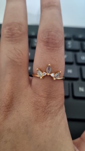 Customer photo review of Labradorite Crown Ring (Gold)