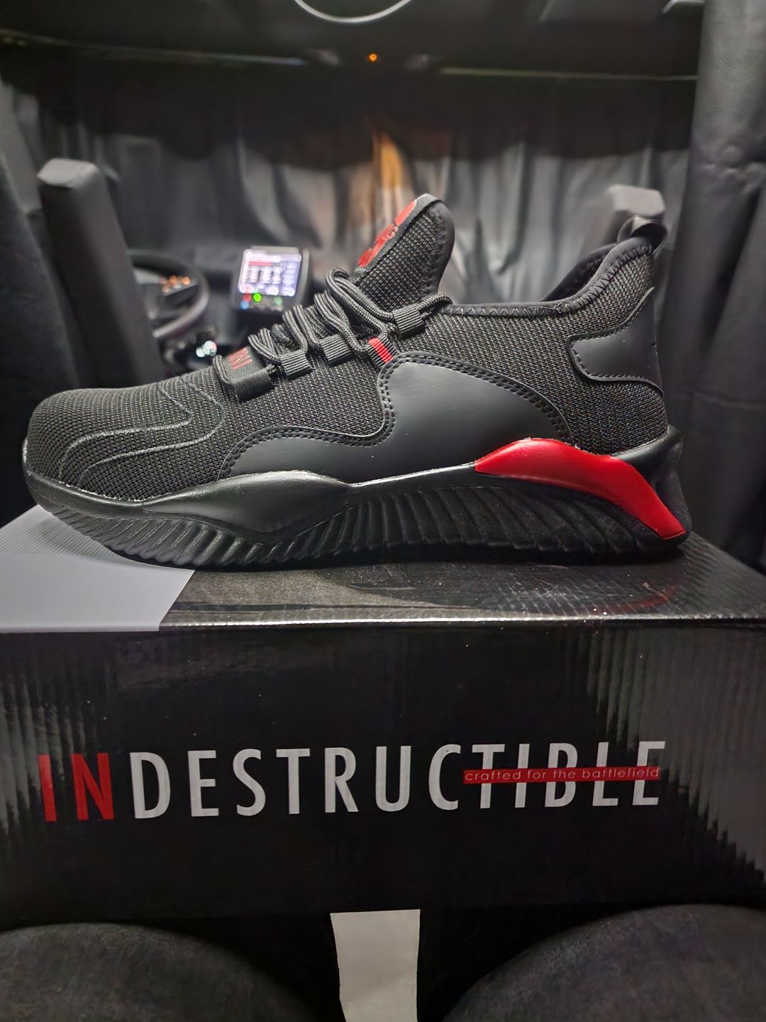 Customer photo review of Kivini Black Red