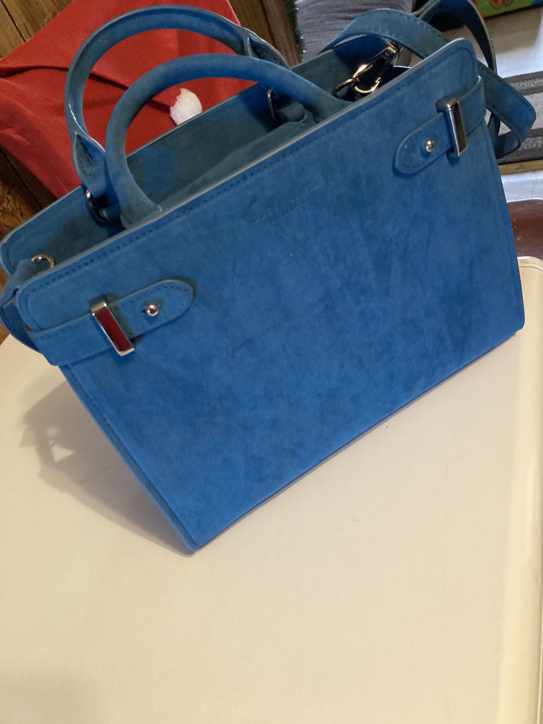 Customer photo review of Olivia Blue