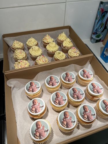 Customer photo review of 15 x 5 cm Pre-cut Standard Cupcake Custom Edible Icing Images