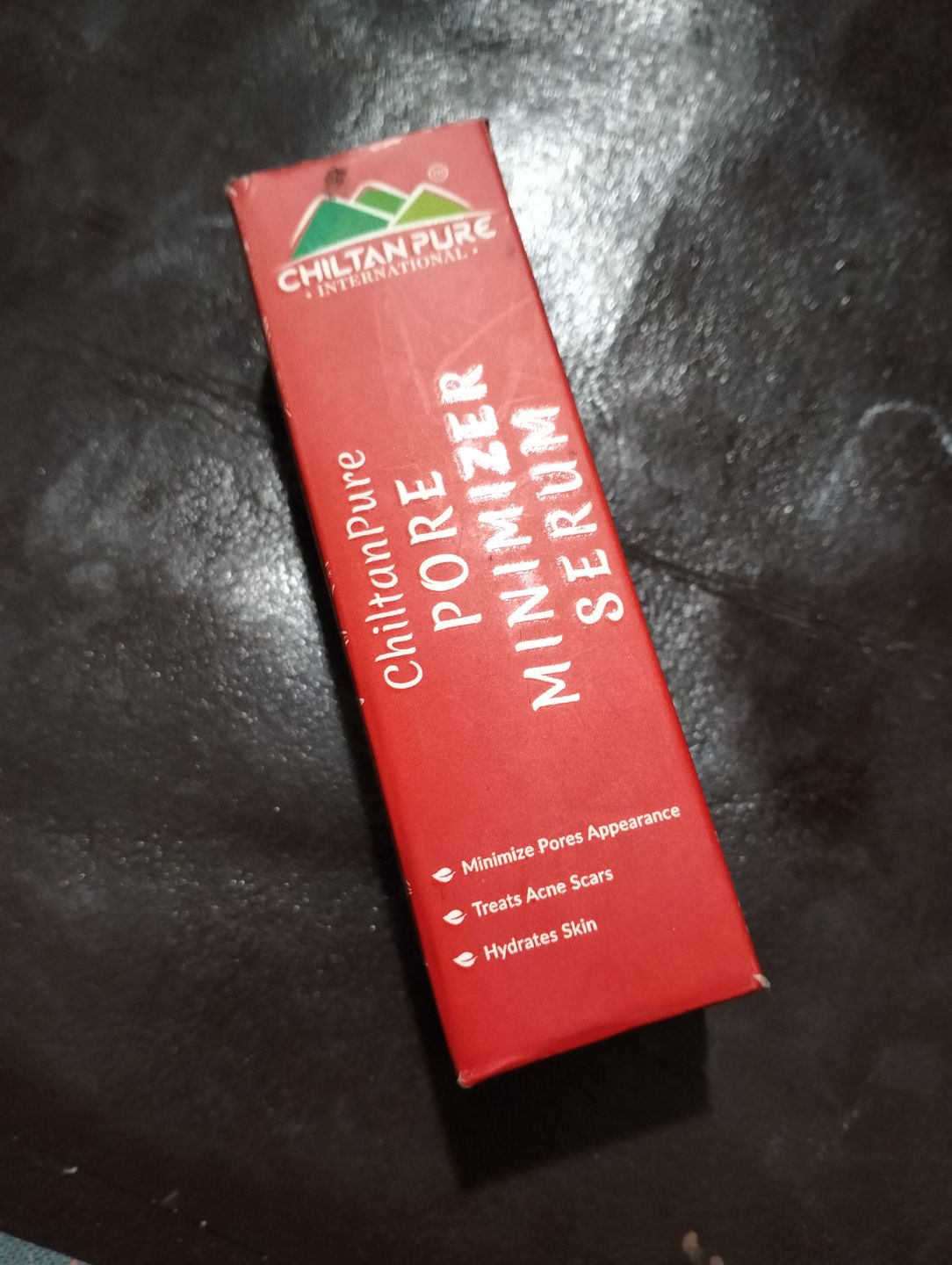 Customer photo review of Pore Minimizer Serum – Hydrate Skin, Anti – Ageing, Treat Acne Scars & Minimize Pores Appearance