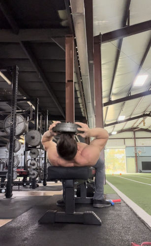 Customer photo review of The Strong Neck