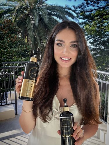 Customer photo review of Hair Thickening With Argan Oil - 10 Minute Miracle - Mega Bundle
