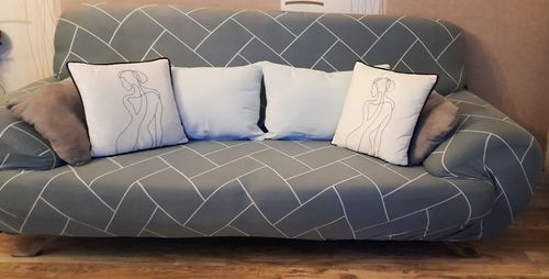 Customer photo review of Strip - Housses Extensibles de Fauteuil et Canapé