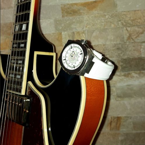 Customer photo review of M3-white-rubber