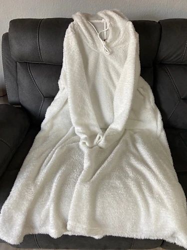 Customer photo review of Jednokolorowa pluszowa sukienka z kapturem