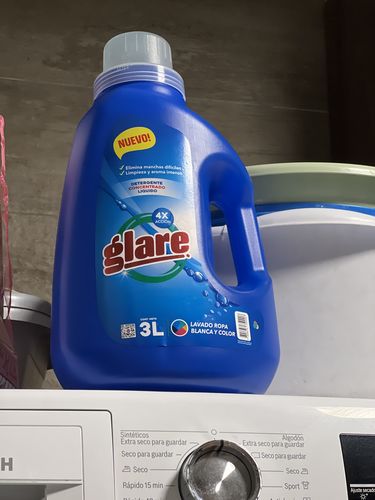 Reseña con foto de un cliente sobre Detergente Glare Ultra Concentrado 3 L