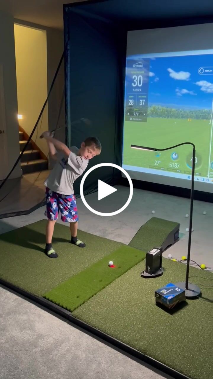 Customer video review of Fiberbuilt 9'x4' Grass Series Center-Hitting Studio Golf Mat
