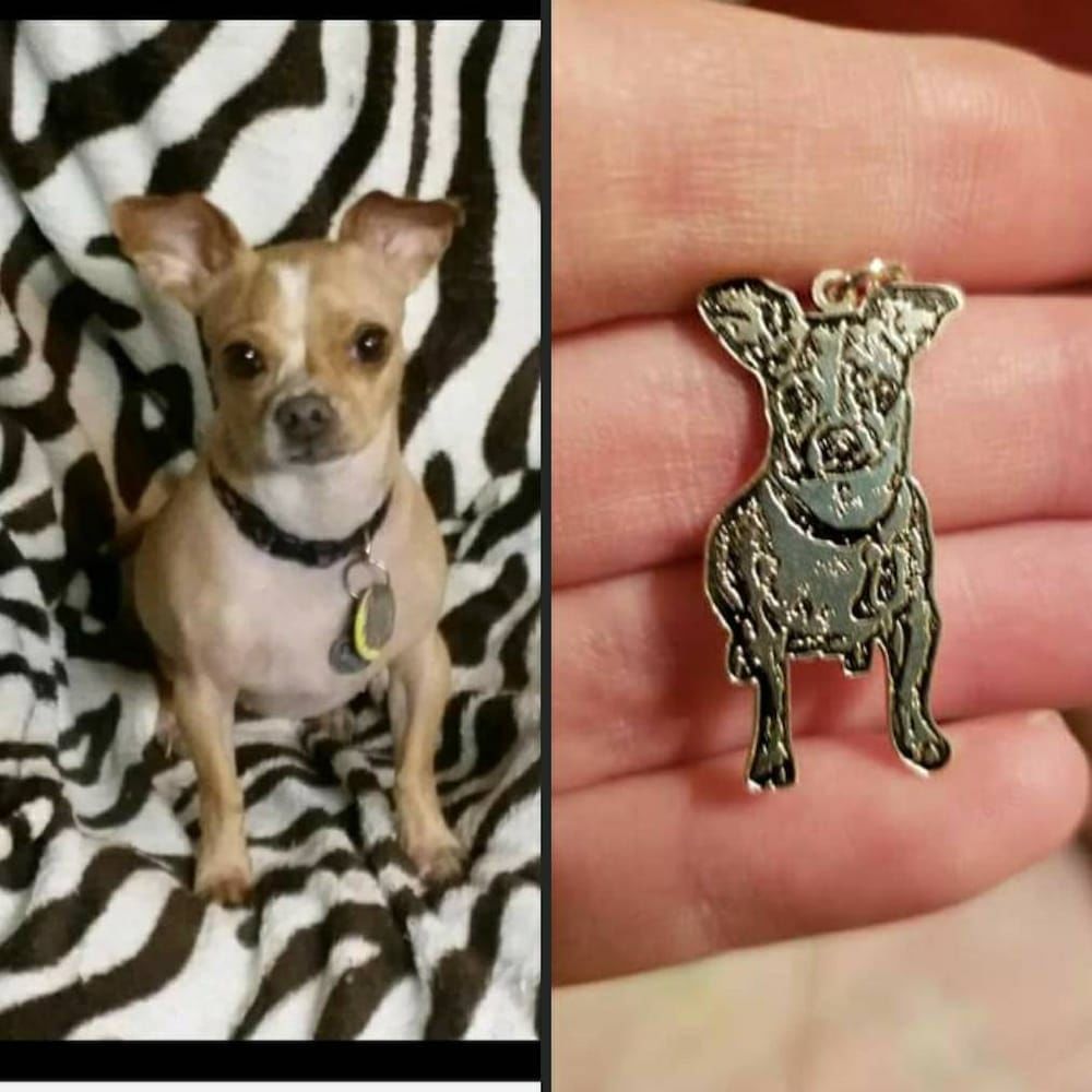 Customer photo review of Personalized Silver Cat Necklace (925 Sterling Silver)