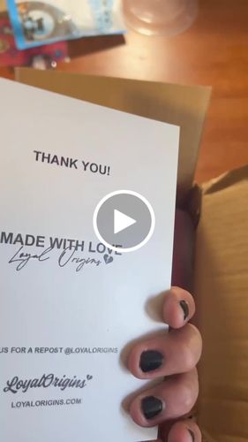 Customer video review of Sox Signature Trucker in Black