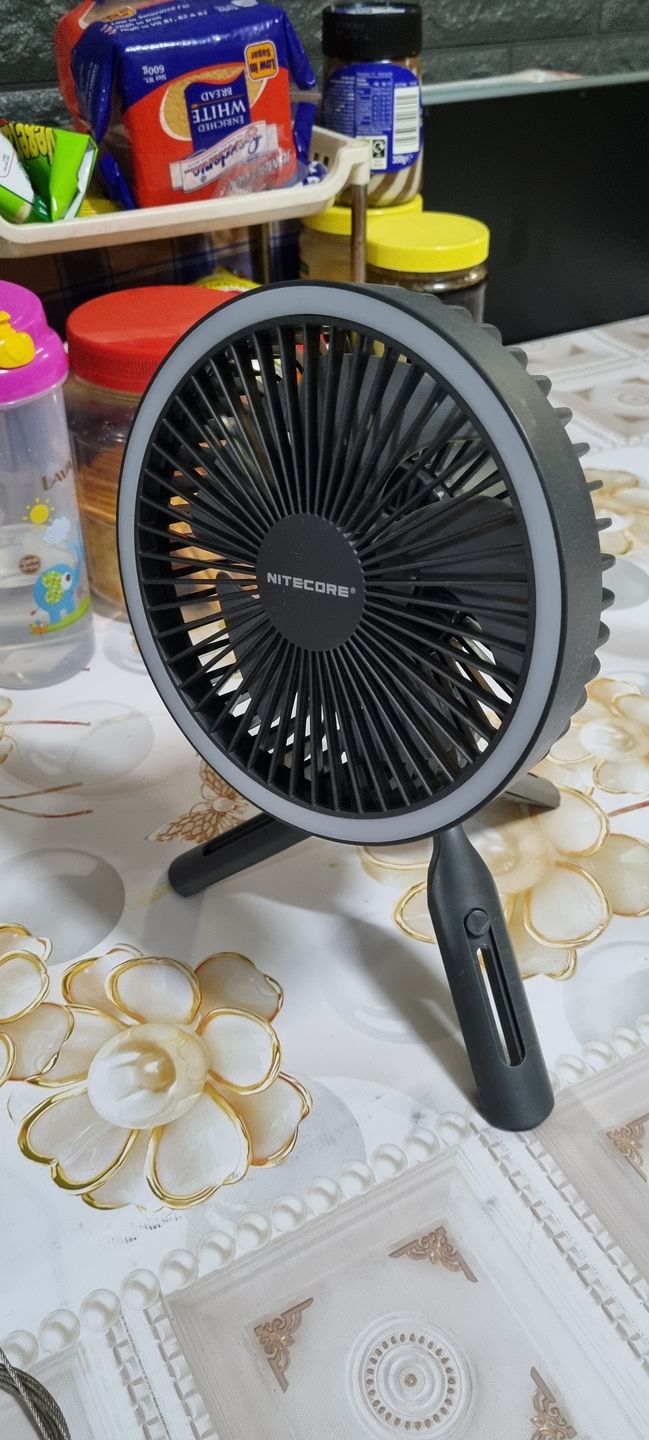 Customer photo review of NEF10 - LED Fan (10,000mAh)