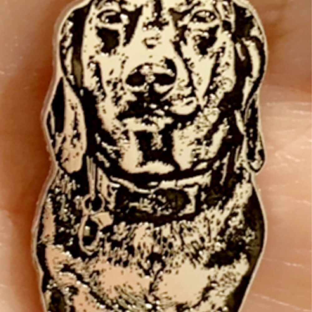 Customer photo review of Personalized Silver Cat Necklace (925 Sterling Silver)