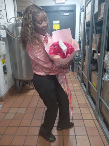 Customer photo review of Red & Hot Pink Rose Bouquet