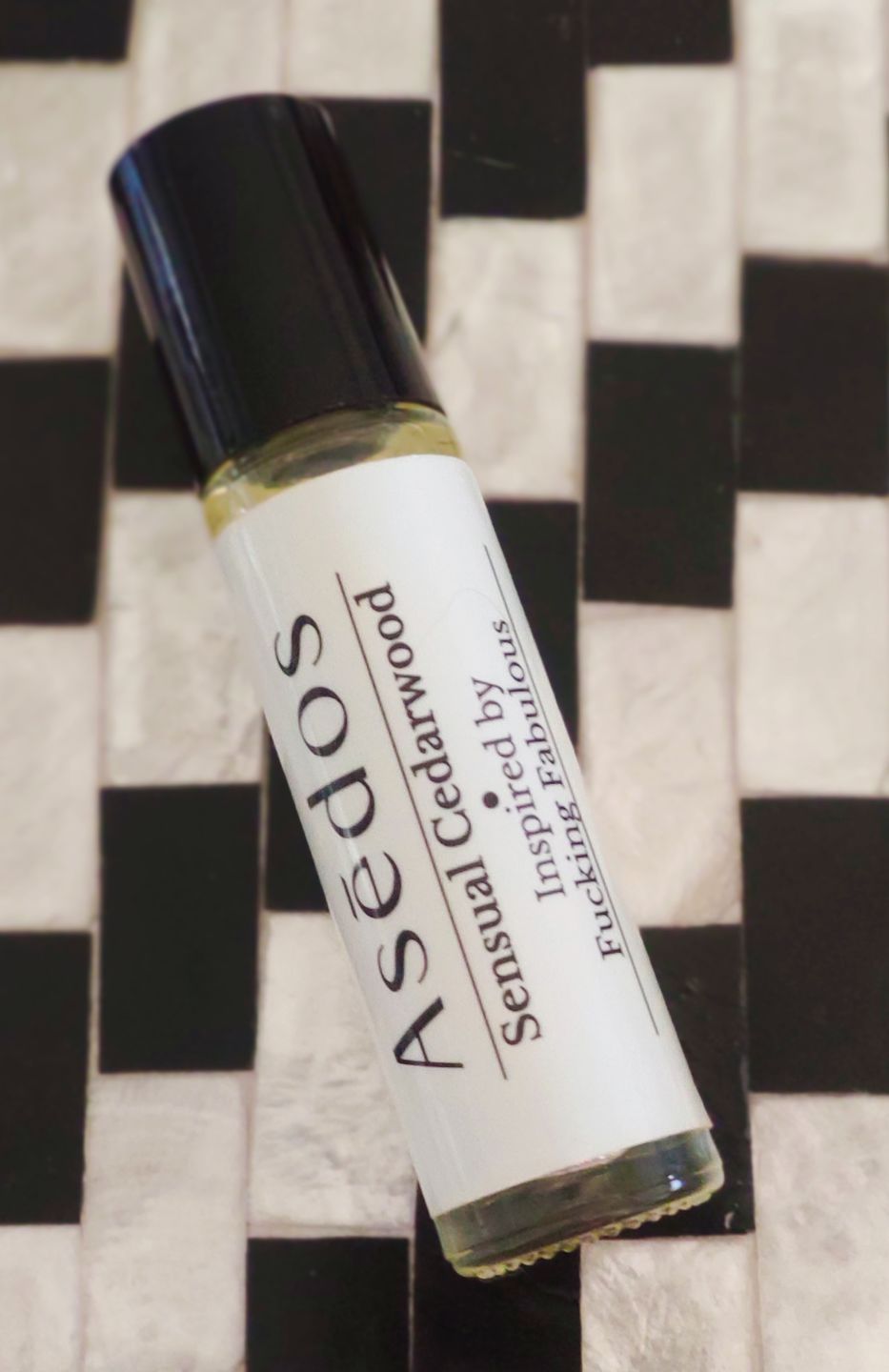 Customer photo review of SENSUAL CEDARWOOD PERFUME OIL