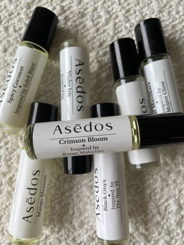 Customer photo review of CRIMSON BLOOM PERFUME OIL