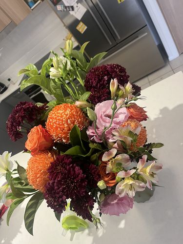Customer photo review of Seasonal Posy - Large