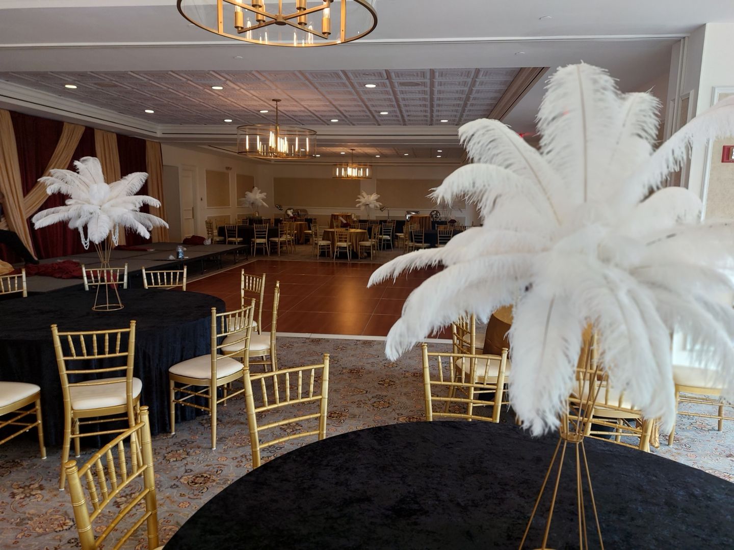 Customer photo review of Ostrich Drab Feathers (Long)