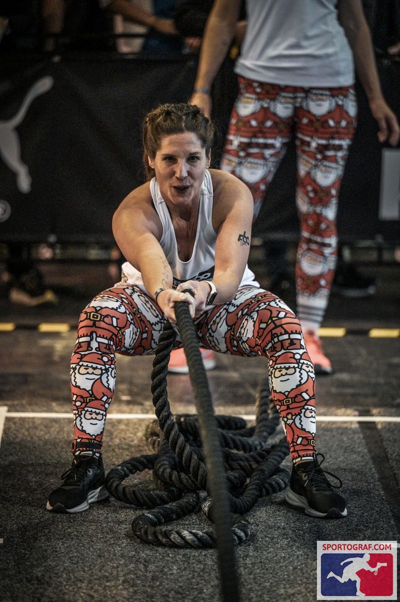 Customer photo review of Santa Christmas Leggings
