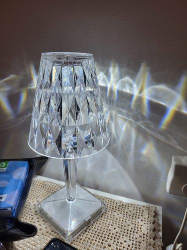 Customer photo review of Lampada effetto cristallo touch