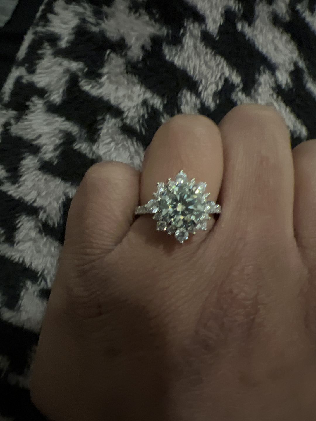 Customer photo review of S925 Moissanite 2 Ct Snowflake Design Halo Round Cyan Blue Stone Engagement Ring