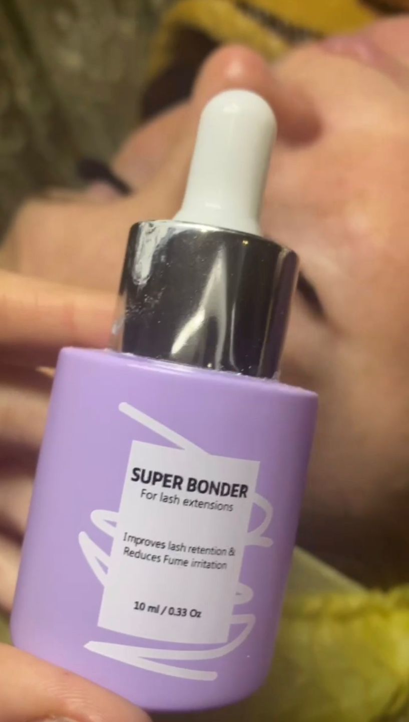 Customer photo review of SUPER BONDER FOR LASH EXTENSIONS