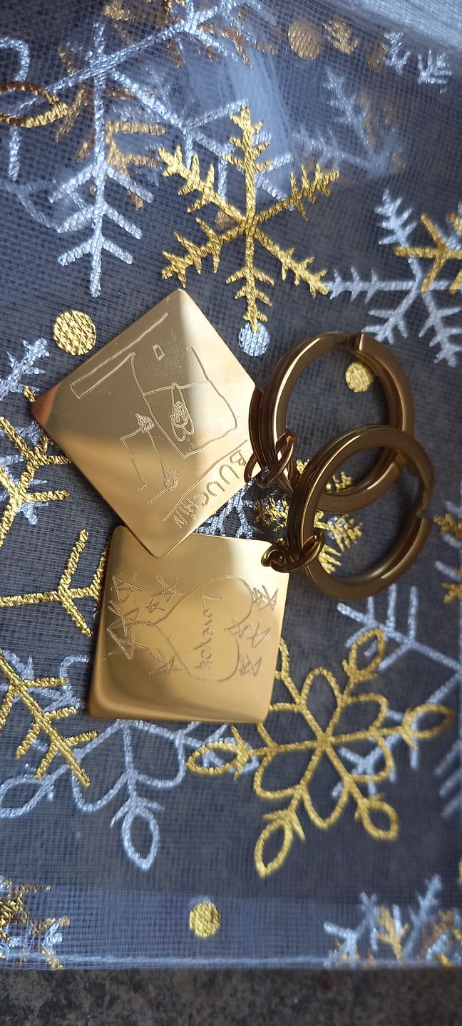 Customer photo review of Schlüsselanhänger + Gravur