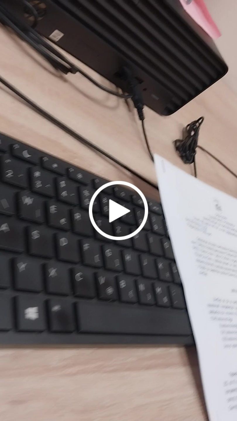 Customer video review of Würfeletui D20